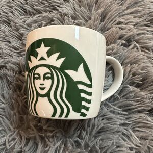 Starbucks 2016 Classic White Green Mermaid Logo Coffee  / Classic  Mug  14 Fl Oz